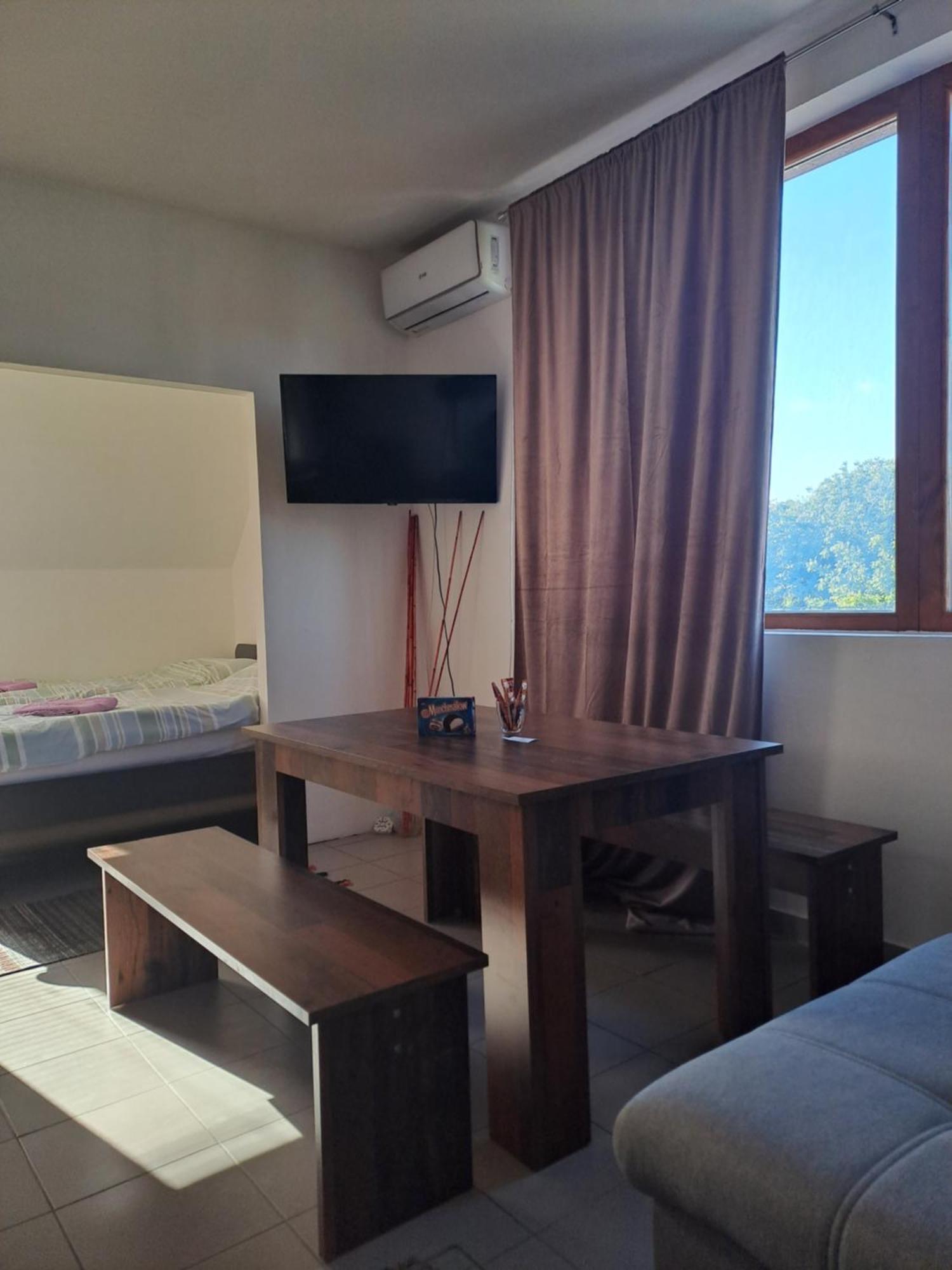 Apartamento Sofi Ni Exterior foto
